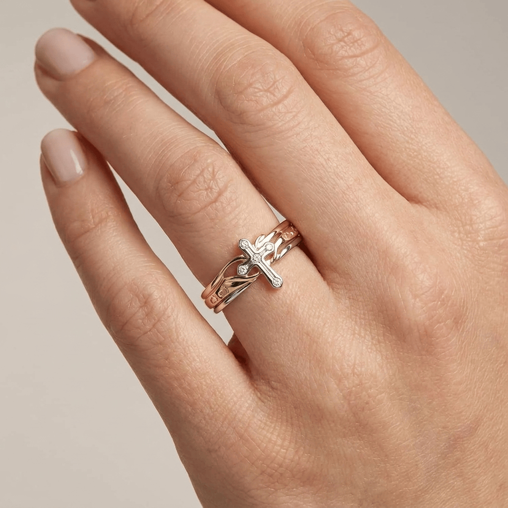 A MOTHERS LOVE SILVER &amp; GOLD RING
