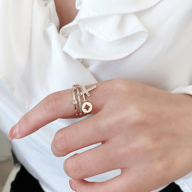 bu duplicated Cross Ring Multi-layer Opening