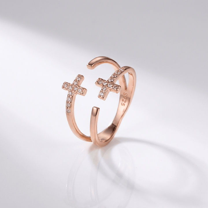 Double cross diamond ring